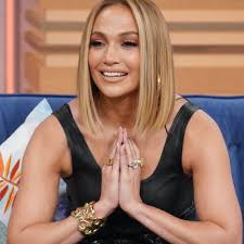 Jennifer lopez sieht auch ungeschminkt atemberaubend schön aus. Keine Scham So Sieht Jennifer Lopez Komplett Ungeschminkt Aus Bigfm