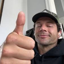 Good Desmond (@good.desmond)