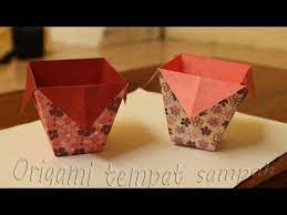 Cara buat bakul guna tali plastik jangan lupa support channel ini like dan subscribe terima kasih. Cara Melipat Kertas Origami Tempat Sampah Mudah Youtube Origami Make It Yourself Bikins