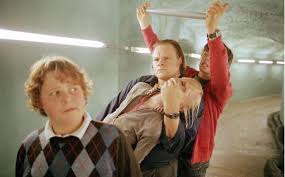 Als tim (ilyes moutaoukkil) und willi (lorenzo germeno) sich kennenlernen. Cineclub Filmkritik Tkkg