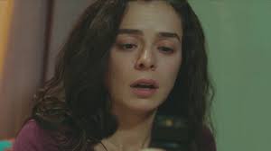 La forza di una donna, anticipazioni4 luglio: Bahar legge i messaggi sul  cellulare di Sarp | Mediaset Infinity