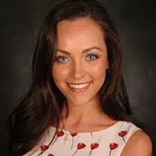 Nora Downs's Instagram, Twitter & Facebook