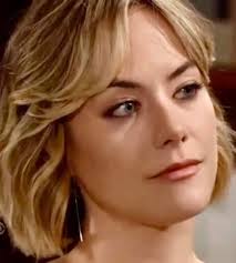 Is Hope trying to be like Brooke with her new hair style.