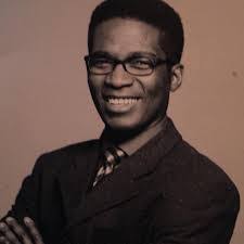 Dean Mckenzie's Instagram, Twitter & Facebook