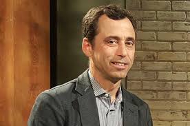 Crain's Chicago Business cooks up deal with 'Check, Please!' creator David  Manilow