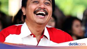 Saya capek melayani orang kayak gitu. Sambil Tertawa Roy Suryo Tegaskan Tak Ambil Aset Kemenpora