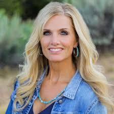 Paula Kimbrough's Instagram, Twitter & Facebook