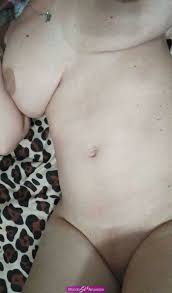 Lucia madurita rubia tetona zon campanar en Valencia - 631675829