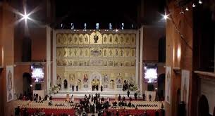 Nu pentru că aș fi religios, ci pentru că eram curios să o văd. Programul De Vizitare Al Catedralei Mantuirii Neamului A Fost Prelungit PanÄƒ DuminicÄƒ NicuÈ™or Dan A Fost Azi Printre Miile De Pelerini VeniÈ›i SÄƒ Se Inchine In Altarul Catedralei Activenews