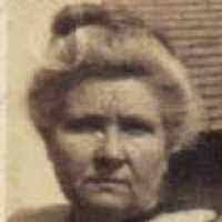 Katherine Knable's Instagram, Twitter & Facebook