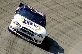Also, some people (not me, i am not an expert in that field) claim that the wheels this car runs are dodge wheels. Dodge Nascar Return In 2018 If They Really Wanted Says Yates Racing News