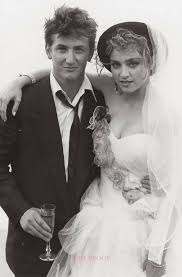 Sean Penn And Madonna Madonna Celebrity Bride Celebrity Weddings