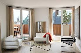 Niedrige Decken Durch Kluge Tricks Hoher Wirken Lassen Wohnungsplanung Leben Auf Kleinem Raum Kleine Wohnung Design