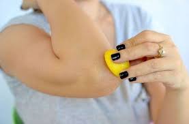 Dirsek Kararmasi Neden Olur Dirsek Kararmasina Bitkisel Cozum Dark Elbows Beauty Hacks Skin Bleaching
