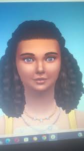 Hii simmers! Im just wondering. When u start a family and u wanna make a  big family tree: How do u keep your intrest in that? When do u start  playing with