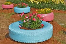 31 Of The Best Tire Planter Ideas Tire Planters Large Backyard Landscaping Old Tires