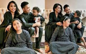 Bayi perempuan itu merupakan anak angkat yang diterimanya daripada sebuah keluarga. Selamat Ke Jinjang Pelamin Netizen Usik Hael Husaini Dayang Nurfaizah Gempak