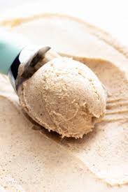 When it comes to homemade ice cream, my favorite recipes to make are oat milk ice cream, coconut milk ice cream, and almond milk ice cream. Almond Milk Ice Cream No Machine Off 51
