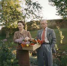 To say people were excited would be an understatement. Why Edward Viii Abdicated The Throne To Marry Wallis Simpson Biography