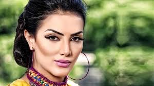 في مسلسل #مملكة_الغجر #حورية_فرغلي داخلة تعمل عملية لعيونها بمكياج ورموش والأهم انه الدكتور عم. ØµÙØ±Ø© Ø­ÙØ±ÙØ© ÙØ±ØºÙÙ ÙÙ Ø£ÙÙ Ø¸ÙÙØ± Ø¹ÙÙ Ø§ÙØ³Ø¬Ø§Ø¯Ø© Ø§ÙØ­ÙØ±Ø§Ø¡ Ø¨Ø¹Ø¯ ØªØ¬ÙÙÙ Ø§ÙØ£ÙÙ Ø¨ÙØ§Ø¨Ø© Ø§ÙØ´Ø±ÙÙ ÙØ³Ø®Ø© Ø§ÙÙÙØ¨Ø§ÙÙ