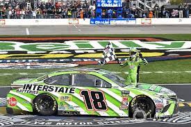 Ryan blaney has the fastest combined practice speed of 194.596 mph for the 2018 nascar cup series aaa texas 500 at texas motor speedway. Nascar In Fort Worth Texas Triumph Fur Kyle Busch