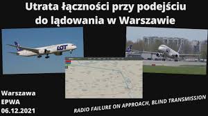 Jak poinformowali na twitterze robert biedroń i ewa kopacz, na pokładzie samolotu, którym lecieli z warszawy do brukseli nastąpiła . Wizz Air A321 Akcja Porodowa Na Pokladzie Samolotu Childbirth Started On Board Atcpolska Youtube