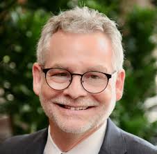 Mark Brewer's Instagram, Twitter & Facebook