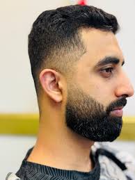 Haircut services available in Lincoln