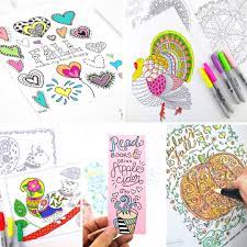 Below, you will get something like a zentangle peacock, pumpkin doodles, trippy fall leaves patterns, abstract leaves and acorns mandala, an even a complex squirrel doodles. Free Printable Fall Colouring Pages For Adults Mum In The Madhouse