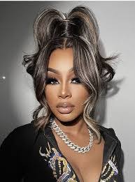 Rasheda Thomas's Instagram, Twitter & Facebook