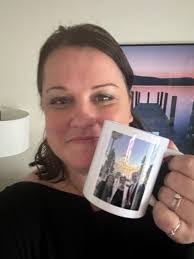 Nikki Durst's Instagram, Twitter & Facebook