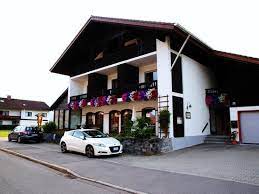 Du kannst auch einfach unter (+49)083628506. Haus Martina Bewertungen Fotos Schwangau Tripadvisor