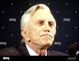 Kirk douglas last immagini e fotografie stock ad alta risoluzione