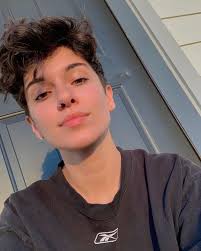 Thot boy haircuts come in many different cuts and styles, usually with a fade on the sides and longer curly hair on top. Pin On Androgynous