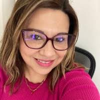 2900+ perfiles de «Elsa»