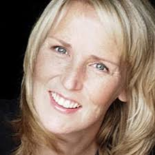 karen carey (@karencareytweet)