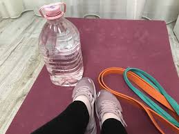 +7(901) 036 70 00 zakaz@sportdoma.su. Treniruemsya Na Samoizolyacii Chem Zamenit Fitnes Oborudovanie Doma Sport Oblgazeta
