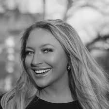 I am excited to share that after four years of working for Senator Braun, I  have now officially started a new role in Senator Mitt Romney's office as  Legislative Assistant leading the