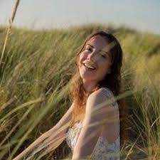 𝕯𝖊𝖇𝖔𝖗𝖆𝖍 𝕻𝖆𝖚𝖑𝖎𝖓𝖊 𝖂𝖆𝖌𝖔𝖓 (@elegancefromthepast) • Threads,  Say more