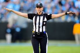 Sarah thomas has made history again as the first female super bowl official, said troy vincent, sr., the nfl's executive vice resident of football operations. Who Is Sarah Thomas Super Bowl 55 Female Ref Making History