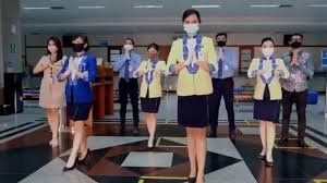 Ada perusahaan yang sedang membuka kesempatan lowongan kerja di daerah bukittinggi, sales promotion representative, arho, staf sales dan banyak lagi melalui indeed.com. Lowongan Kerja Di Bank Central Asia Atau Bca Ini Posisi Pekejaan Syarat Lulusan Dan Lokasi Kerja Tribun Pekanbaru