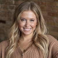 Laura Highland's Instagram, Twitter & Facebook