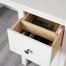 Die funktionalen möbel sind daher das wichtigste element in jedem. Hemnes Schreibtisch Mit Aufsatz Weiss Gebeizt Ikea Deutschland