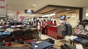 Perbedaan Pelayanan Baju Diskon Dan Non Diskon Di Matahari Dept Store