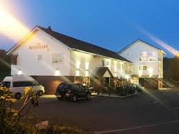 Riverside inn & suites está situado en 10705 magnolia avenue, a 11,5 km del centro de riverside. The Riverside Inn Saltford Aktualisierte Preise Fur 2021