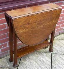 The drop leaf table and folding chairs have sturdy construction with a natural oil finish which makes this dining set durable, stable, easy to clean. An Art Deco Oak Oval Drop Leaf Or Gate Leg Table Antiques Atlas