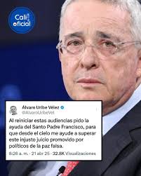 El expresidente Álvaro Uribe Vélez, en medio de la audiencia en su contra  por los cargos de soborno a testigos y fraude procesal, pidió la ayuda del  papa Francisco: “Al reiniciar estas