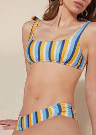 Il costume da bagno o biancheria intima custom bikini su misura su misura su misura è realizzato a mano dal nostro staff con oltre 30 anni di esperienza nella realizzazione di costumi da bagno e biancheria intima spandex personalizzati. Costumi Da Bagno Bikini Calzedonia Estate 2020