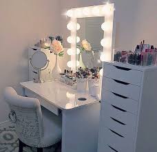 9a4dbe5fb8f6d4c62aa2d40fe44b07cc Jpg 736 712 Idee Deco Chambre Deco Chambre Deco Chambre Cocooning