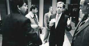 Václav mrázek byl český sériový vrah, kterému bylo prokázáno celkem 7 vražd. Vor 30 Jahren Havels Rede Vor Amerikanischem Kongress Radio Prague International